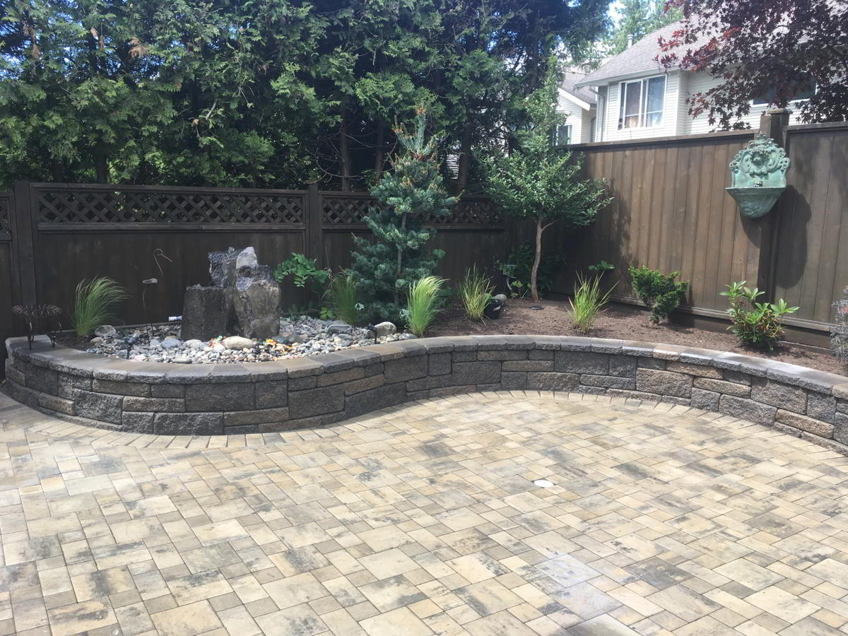 Residential Landscaping - Paving Stones
